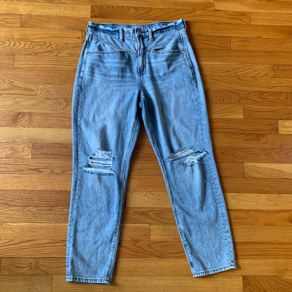 American eagle ripped mom jeans
